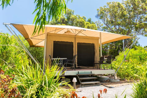 Castaways Moreton Island - Your Accommodation 0