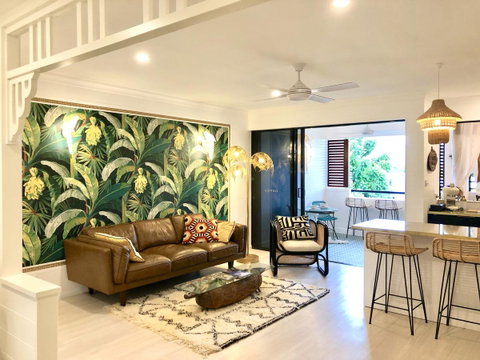 NOMAD - Luxe Apartment - Your Accommodation 5