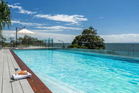Oaks Redcliffe Mon Komo Suites - Your Accommodation 8