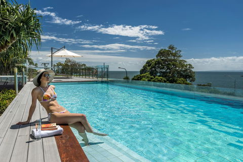 Oaks Redcliffe Mon Komo Suites - Your Accommodation 9