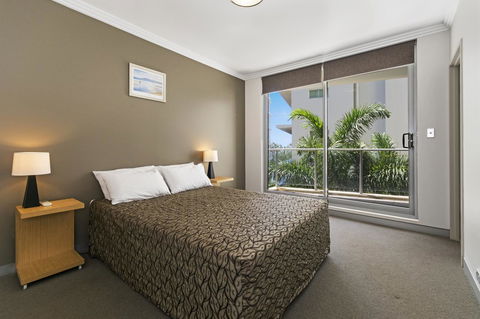 Redvue Holiday Apartments - Your Accommodation 24