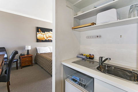 Redvue Holiday Apartments - Your Accommodation 25