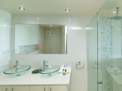 Beach Lodges - Your Accommodation 8