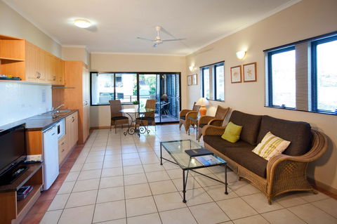 Regal Port Douglas - Your Accommodation 24