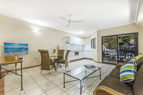 Regal Port Douglas - Your Accommodation 6