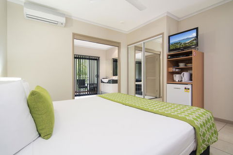 Regal Port Douglas - Your Accommodation 3