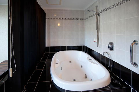 Regal Port Douglas - Your Accommodation 27