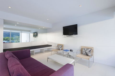 Pool Resort Port Douglas - Your Accommodation 15