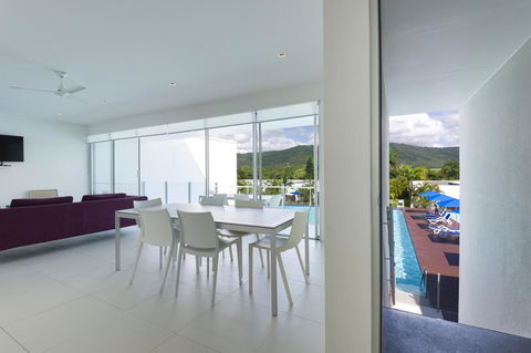 Pool Resort Port Douglas - Your Accommodation 19