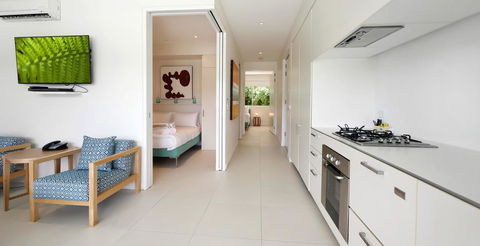 Pool Resort Port Douglas - Your Accommodation 14