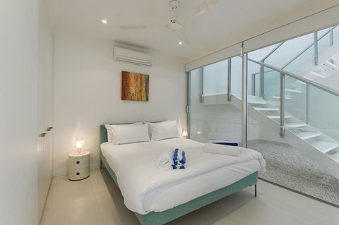Pool Resort Port Douglas - Your Accommodation 23