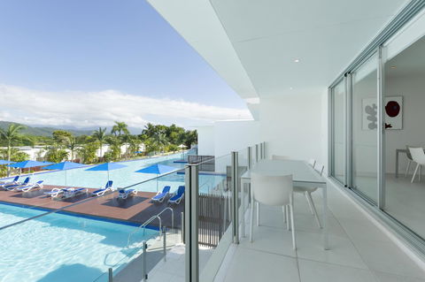Pool Resort Port Douglas - Your Accommodation 26