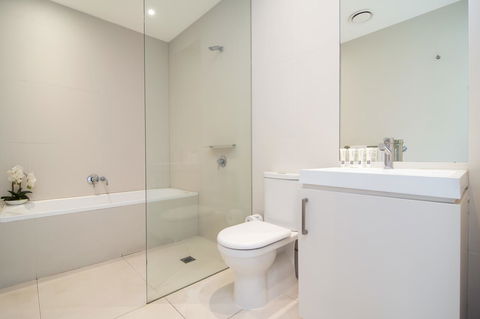 Pool Resort Port Douglas - Your Accommodation 29