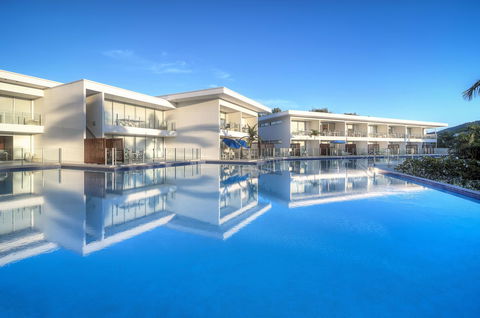 Pool Resort Port Douglas - Your Accommodation 2