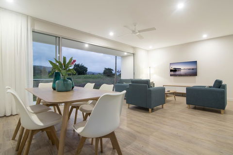 Pool Resort Port Douglas - Your Accommodation 39