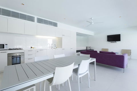 Pool Resort Port Douglas - Your Accommodation 21