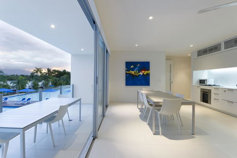 Pool Resort Port Douglas - Your Accommodation 16