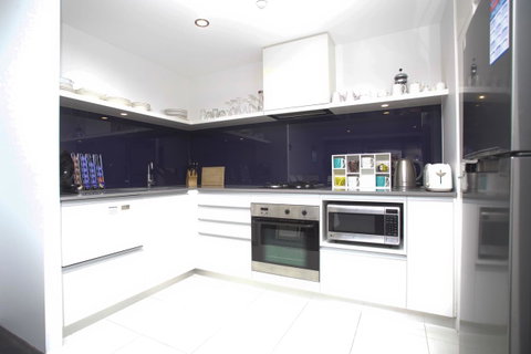 Circle Luxury Holidays - Your Accommodation 8