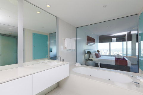 Q1 Resort & Spa - Official - Your Accommodation 39