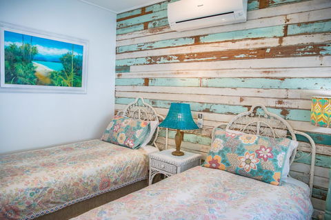 Jamaica Beach House - Your Accommodation 22