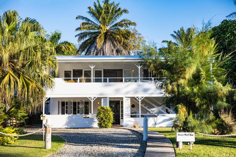 Jamaica Beach House - Your Accommodation 0