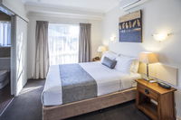 Book Emerald Accommodation Vacations Your Accommodation Your Accommodation