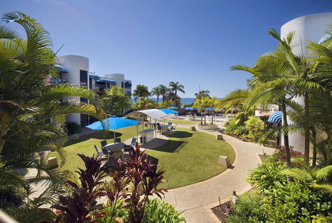 Headland Tropicana Resort - Your Accommodation 2
