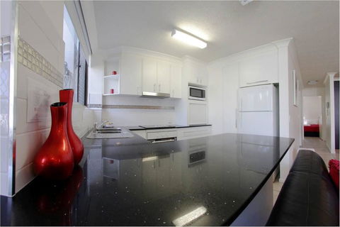 Headland Tropicana Resort - Your Accommodation 22