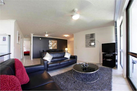 Headland Tropicana Resort - Your Accommodation 25