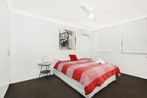 Headland Tropicana Resort - Your Accommodation 10