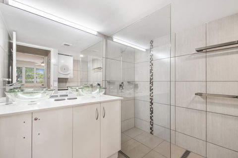 Alexandria Apartments - Your Accommodation 26