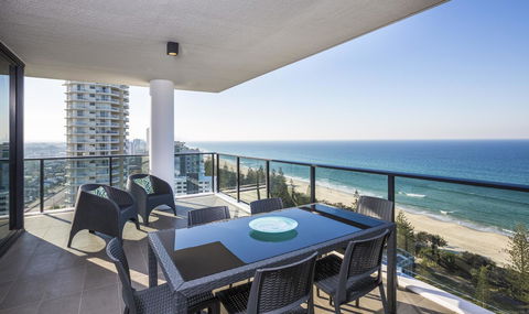 Boardwalk Burleigh Beach - Official - Your Accommodation 12