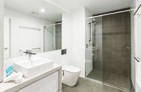 Boardwalk Burleigh Beach - Official - Your Accommodation 39