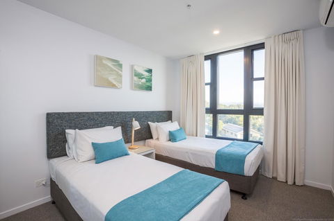 Boardwalk Burleigh Beach - Official - Your Accommodation 40