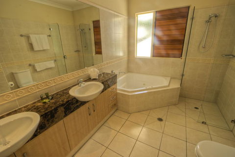 Paradise Links Resort Port Douglas - Your Accommodation 44