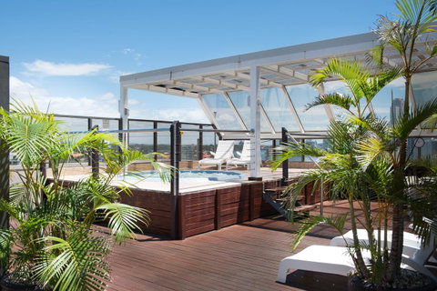 Tiki Hotel Apartments Surfers Paradise - Your Accommodation 0