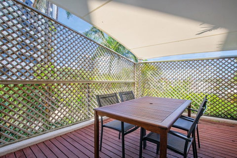 Tiki Hotel Apartments Surfers Paradise - Your Accommodation 10