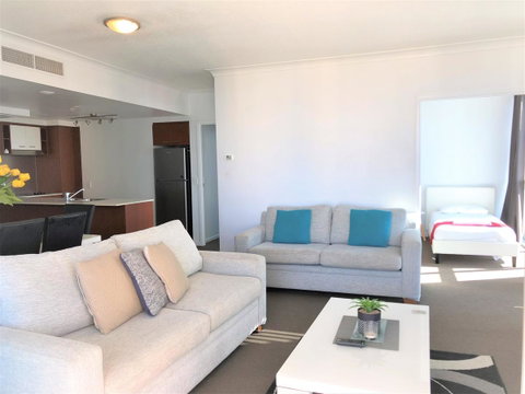 Beach Stay - Ocean & Riverview Resort Chevron Renaissance Central Surfers Paradise - Your Accommodation 19