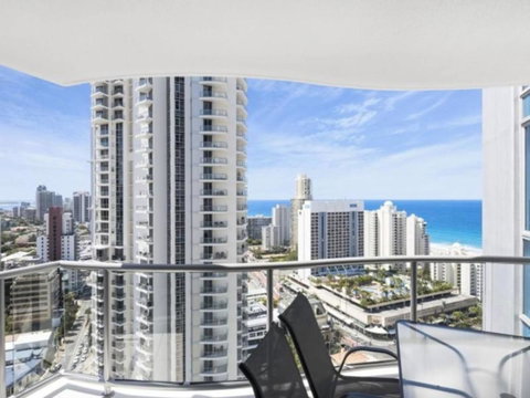 Beach Stay - Ocean & Riverview Resort Chevron Renaissance Central Surfers Paradise - Your Accommodation 25