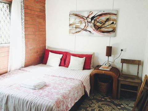 XYL Pets Friendly Seaside Boutique Guesthouse - Your Accommodation 0