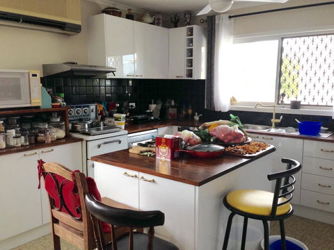 XYL Pets Friendly Seaside Boutique Guesthouse - Your Accommodation 2