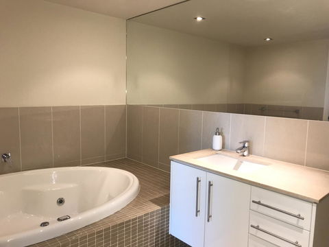 Proximity Waterfront Apartments - Your Accommodation 22