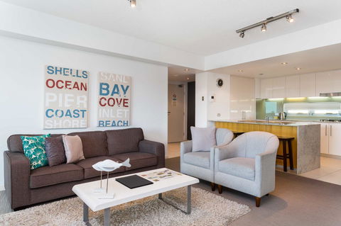 Proximity Waterfront Apartments - Your Accommodation 32