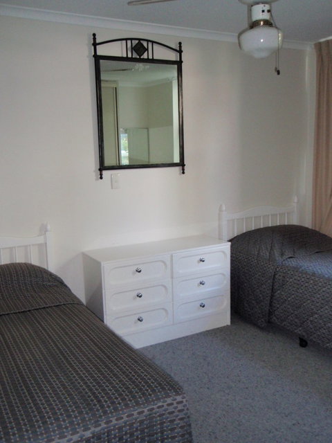 Grosvenor Beachfront Apartments Surfers Paradise - Your Accommodation 28