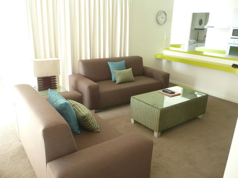 Grosvenor Beachfront Apartments Surfers Paradise - Your Accommodation 8