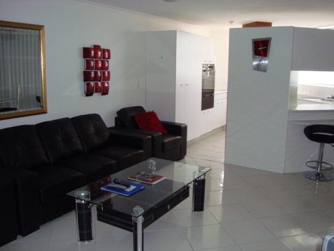 Grosvenor Beachfront Apartments Surfers Paradise - Your Accommodation 36