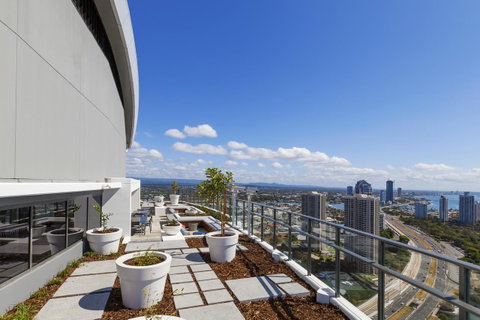 Rhapsody Resort - Official - Your Accommodation 38