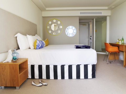 QT Gold Coast - Your Accommodation 3