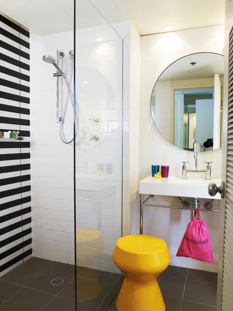 QT Gold Coast - Your Accommodation 6