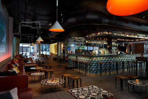QT Gold Coast - Your Accommodation 22